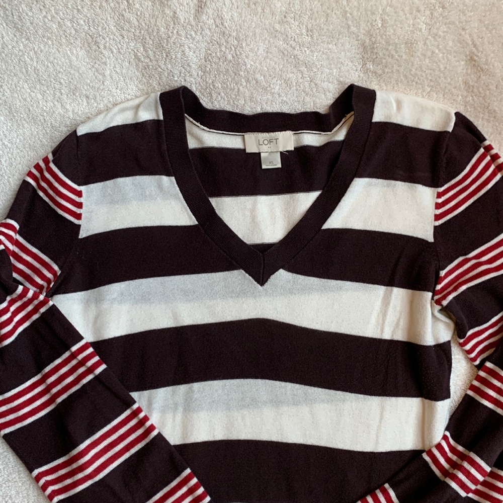 LOFT XS V-Neck Top